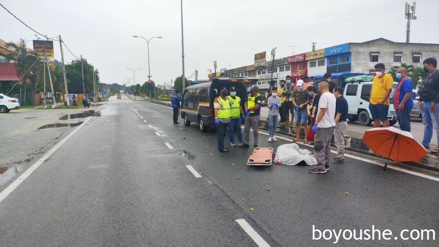 华裔女子冒雨过马路　遭警员撞倒当场不治