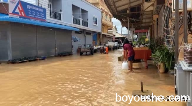 一场大雨便淹水！柬埔寨某县长：将采取措施遏制堵住水路之人