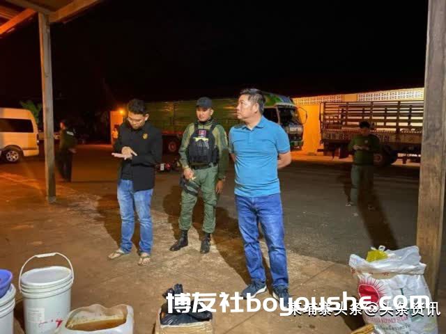 柬埔寨一团伙宾馆内制作假蜂蜜，连夜遭警方突袭逮捕！